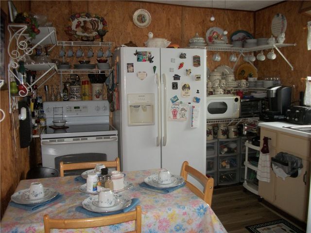 944 MAPLETOWN ROAD, Mapletown, PA 15338