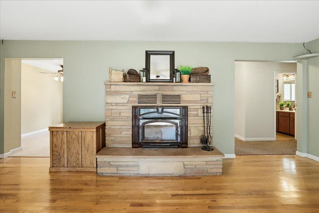 15186 Meadow Dr, Grass Valley, CA 95945
