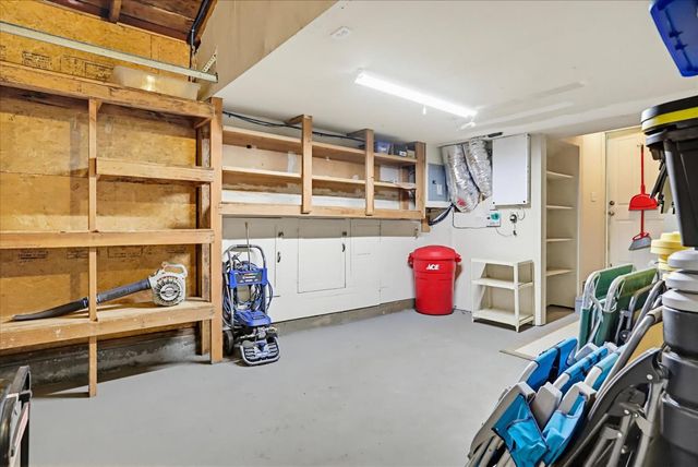 15186 Meadow Dr, Grass Valley, CA 95945