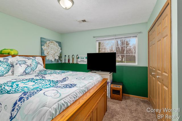2849 Bark Court, Cedar Springs, MI 49319