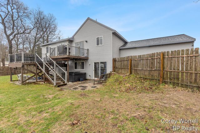 2849 Bark Court, Cedar Springs, MI 49319