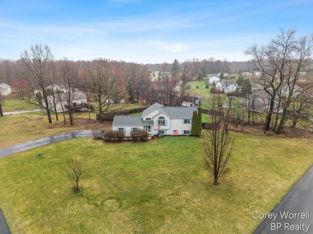 2849 Bark Court, Cedar Springs, MI 49319