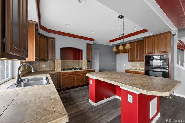 5085 Ridgewood Drive, Johnstown, CO 80534