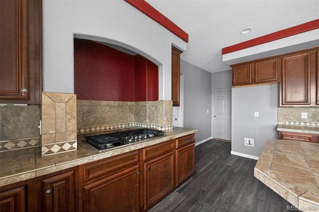 5085 Ridgewood Drive, Johnstown, CO 80534