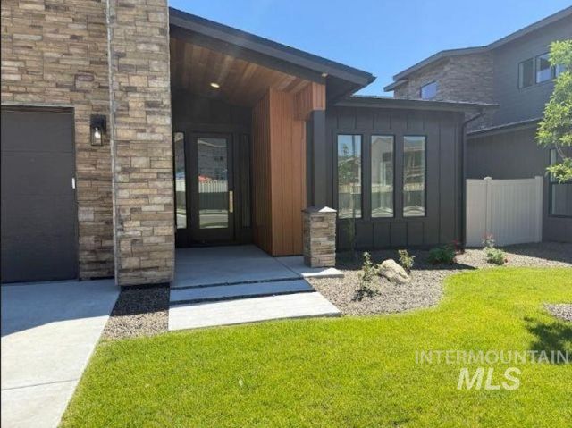 683 W Wrangler, Meridian, ID 83646