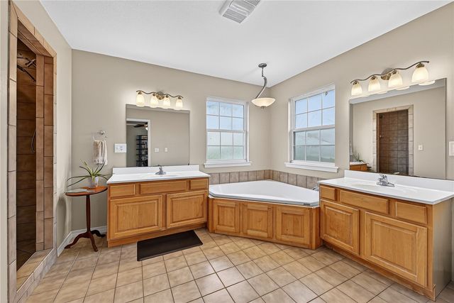 16839 Fletcher Road, Fayetteville, AR 72704