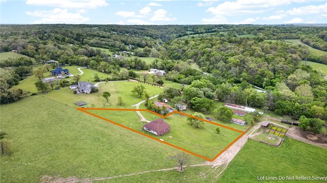16839 Fletcher Road, Fayetteville, AR 72704