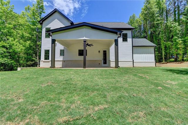 3599 Centerville Rosebud Road, Snellville, GA 30039