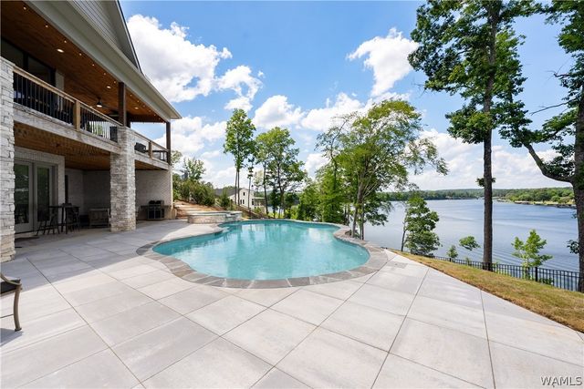 14922 Edgewater, Northport, AL 35475