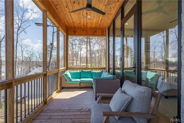 14922 Edgewater, Northport, AL 35475