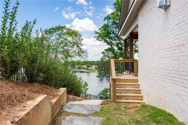 14922 Edgewater, Northport, AL 35475