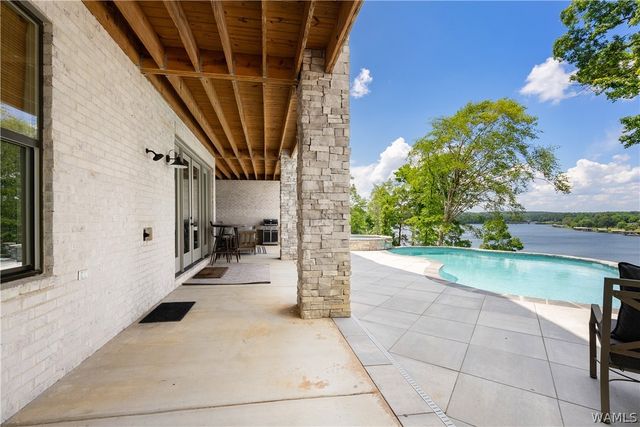 14922 Edgewater, Northport, AL 35475