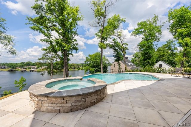 14922 Edgewater, Northport, AL 35475