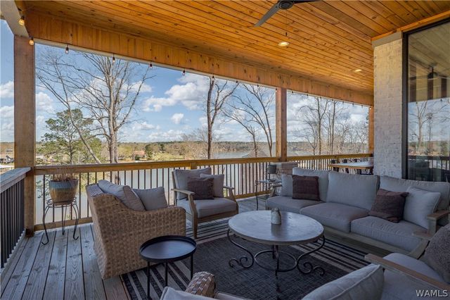 14922 Edgewater, Northport, AL 35475
