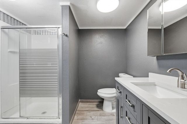 1427 E 6th St, Deer Park, WA 99006