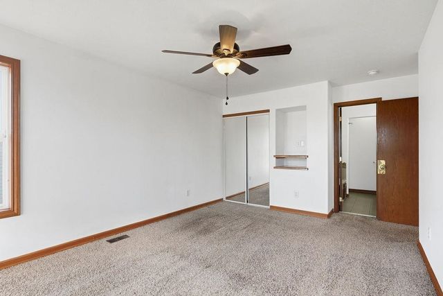 1427 E 6th St, Deer Park, WA 99006