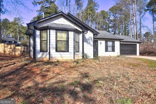 3338 Lindale Court, Ellenwood, GA 30294