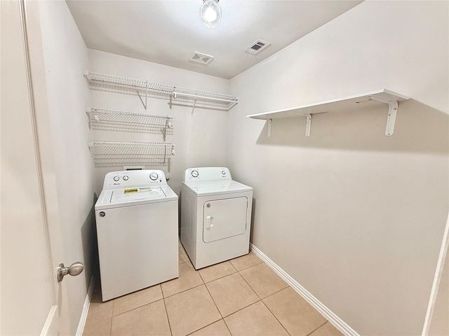 980 Bridle Bit Drive, Grand Prairie, TX 75051