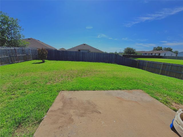 980 Bridle Bit Drive, Grand Prairie, TX 75051