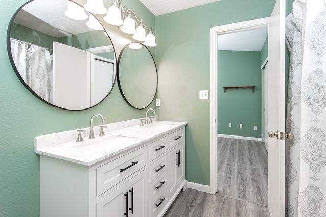 11104 Whimbrel Court SW, Albuquerque, NM 87121