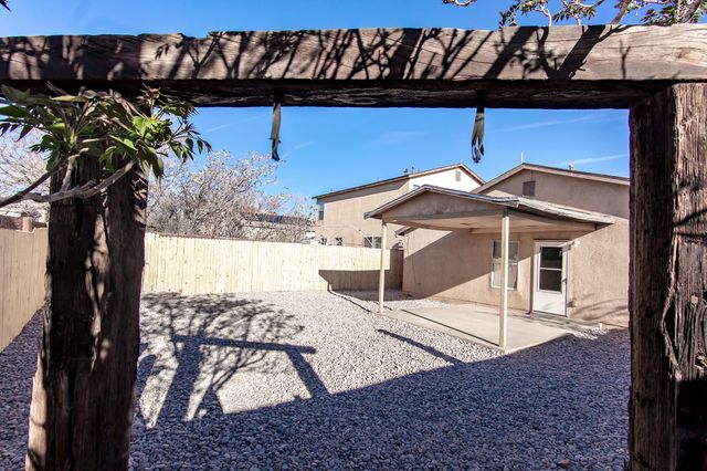 11104 Whimbrel Court SW, Albuquerque, NM 87121