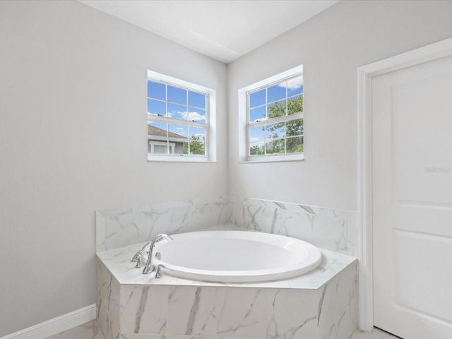 7105 PARK TREE DRIVE, Tampa, FL 33625