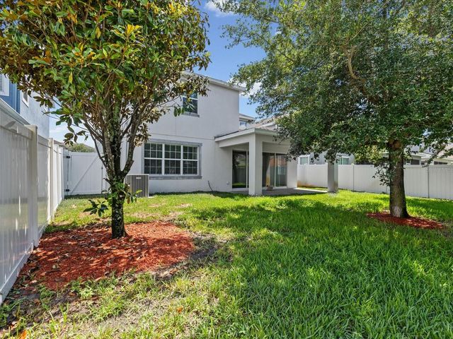 7105 PARK TREE DRIVE, Tampa, FL 33625