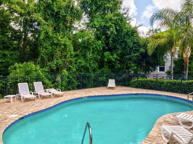 7105 PARK TREE DRIVE, Tampa, FL 33625