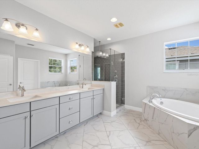 7105 PARK TREE DRIVE, Tampa, FL 33625