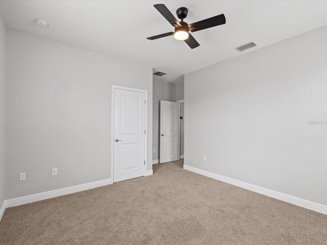7105 PARK TREE DRIVE, Tampa, FL 33625
