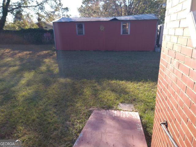 629 Thompson, Swainsboro, GA 30401