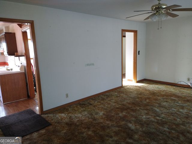 629 Thompson, Swainsboro, GA 30401