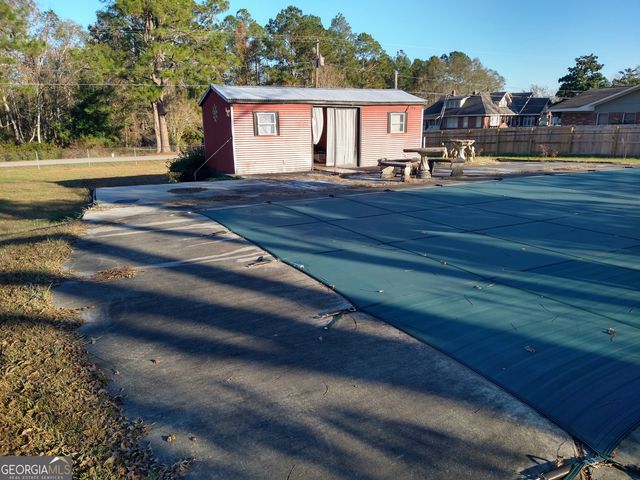 629 Thompson, Swainsboro, GA 30401