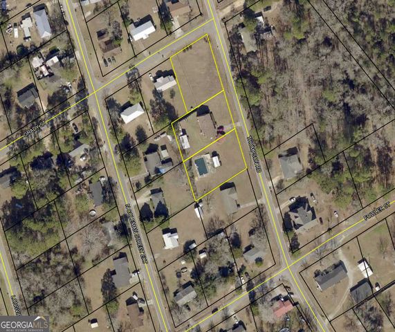 629 Thompson, Swainsboro, GA 30401