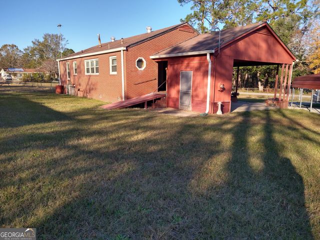 629 Thompson, Swainsboro, GA 30401