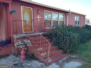 629 Thompson, Swainsboro, GA 30401