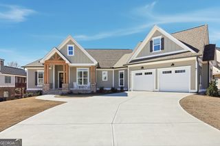33 Baker Pond Court, Jefferson, GA 30549