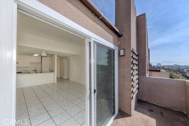 450 E 4th Street 423, Santa Ana, CA 92701