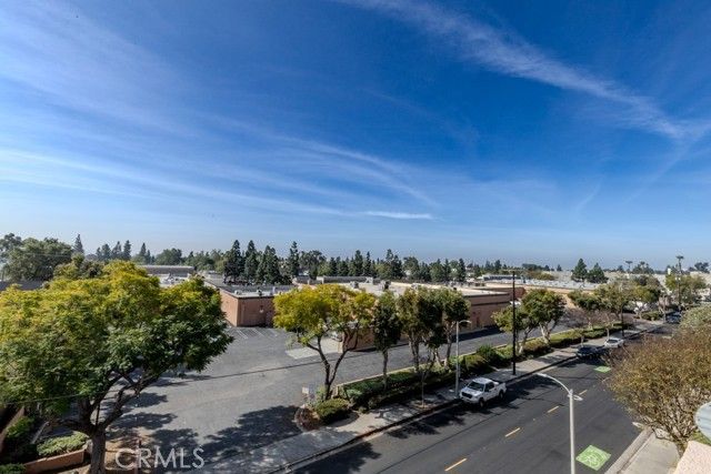 450 E 4th Street 423, Santa Ana, CA 92701