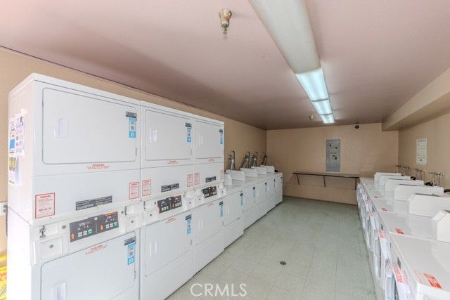 450 E 4th Street 423, Santa Ana, CA 92701