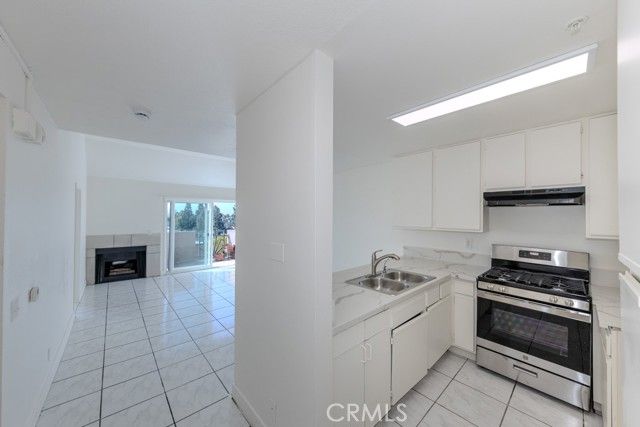 450 E 4th Street 423, Santa Ana, CA 92701