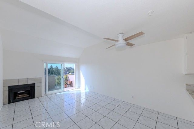 450 E 4th Street 423, Santa Ana, CA 92701