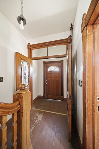 1121 W 14th Street, Davenport, IA 52804
