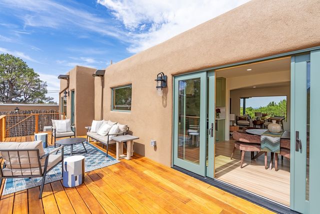 1315 Old Pecos Trail, Santa Fe, NM 87505