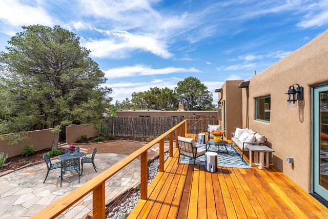 1315 Old Pecos Trail, Santa Fe, NM 87505