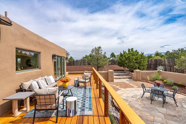 1315 Old Pecos Trail, Santa Fe, NM 87505