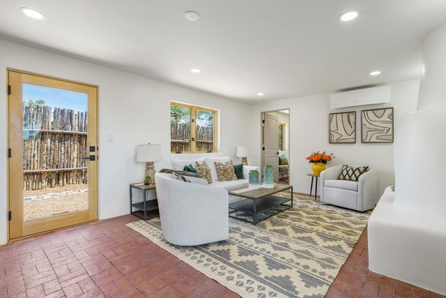 1315 Old Pecos Trail, Santa Fe, NM 87505