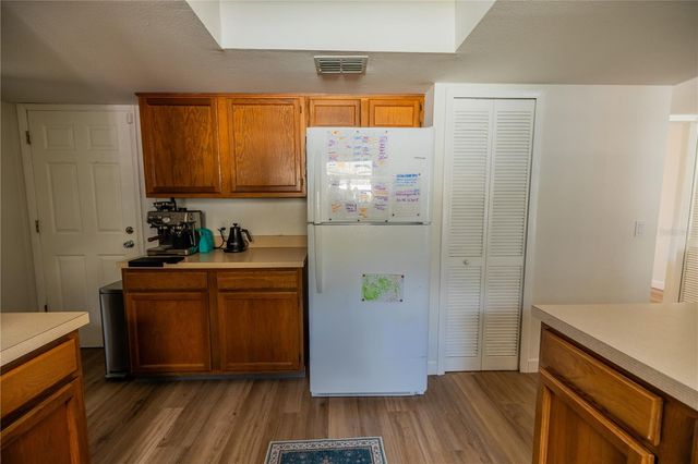 3728 MURRAY DALE DRIVE, Valrico, FL 33596