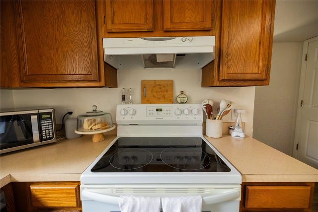 3728 MURRAY DALE DRIVE, Valrico, FL 33596