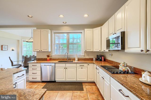 11766 CHAPEL ESTATES DR, Clarksville, MD 21029
